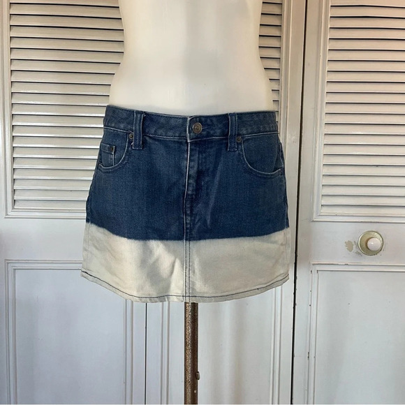 Izzue Denim Mini skirt size 27 - Picture 2 of 15